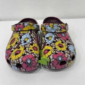 Crocs Classic Retro Floral Print Clog 208954-6WF Men Size 9 Woman Size 11 NEW